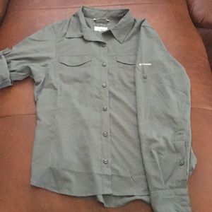 Teal Women’s Columbia Silver Ridge LS Small